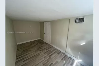 4896 SW 28th, Dania Beach, FL 33312 - Photo 5