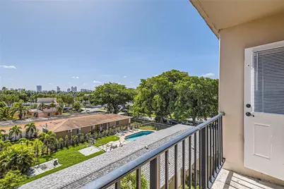 1855 Plunkett #406, Hollywood, FL 33020 - Photo 11