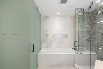 851 NE 1st #4203, Miami, FL 33132 - Photo 21