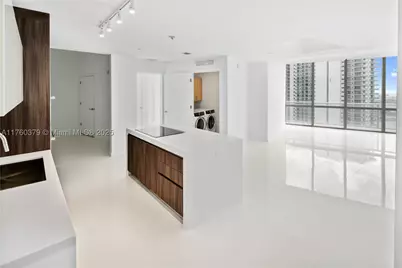 851 NE 1st #4203, Miami, FL 33132 - Photo 1