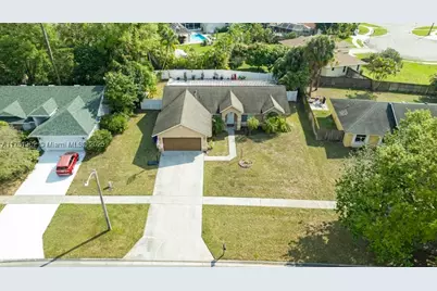 155 Kings, Royal Palm Beach, FL 33411 - Photo 9