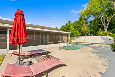 155 Kings, Royal Palm Beach, FL 33411 - Photo 39