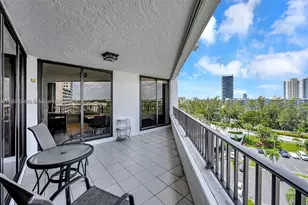 300 Three Islands, Hallandale, FL 33009 - Photo 5