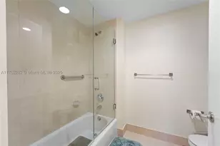 21150 Point, Aventura, FL 33180 - Photo 15