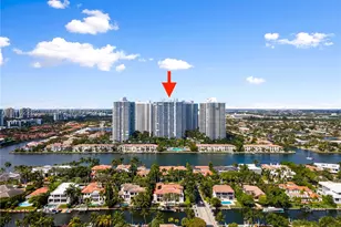 21150 Point, Aventura, FL 33180 - Photo 35
