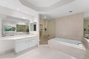 21150 Point, Aventura, FL 33180 - Photo 11