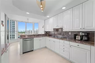 21150 Point, Aventura, FL 33180 - Photo 23