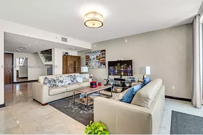 5875 Collins #1704, Miami Beach, FL 33140 - Photo 7