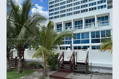 5445 Collins #TH-11, Miami Beach, FL 33140 - Photo 5