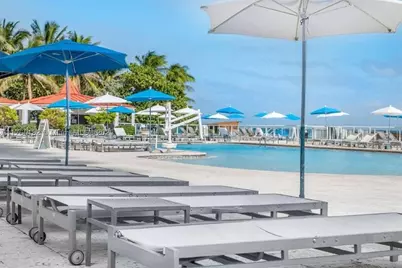 19201 Collins #1022, Sunny Isles Beach, FL 33160 - Photo 3