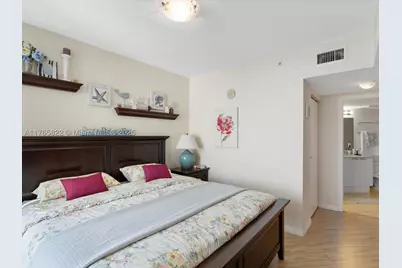 16699 Collins #3710, Sunny Isles Beach, FL 33160 - Photo 23