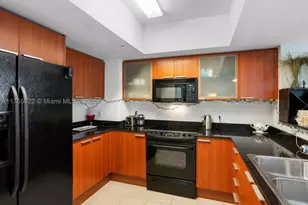 16699 Collins, Sunny Isles Beach, FL 33160 - Photo 17