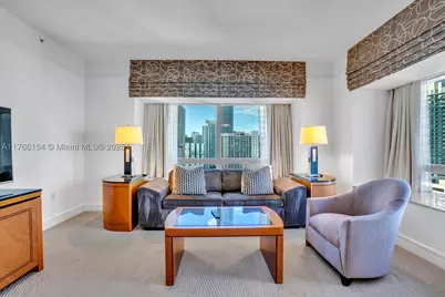 1435 Brickell #3607, Miami, FL 33131 - Photo 9