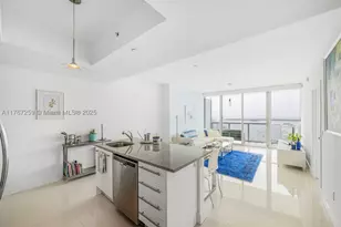 888 Biscayne, Miami, FL 33132 - Photo 3