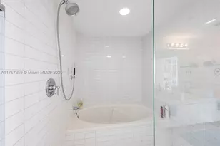 888 Biscayne, Miami, FL 33132 - Photo 7