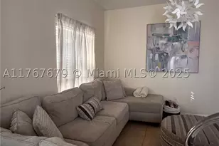 1033 SW 144th, Pembroke Pines, FL 33027 - Photo 3