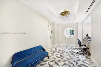 4401 Collins #1017, Miami Beach, FL 33140 - Photo 43