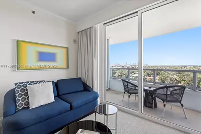 4401 Collins #1017, Miami Beach, FL 33140 - Photo 7