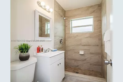 2542 Fillmore, Hollywood, FL 33020 - Photo 3