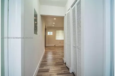 2542 Fillmore, Hollywood, FL 33020 - Photo 7