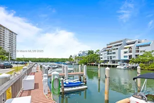 400 Kings Point, Sunny Isles Beach, FL 33160 - Photo 29