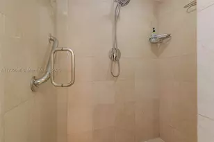 6423 Collins, Miami Beach, FL 33141 - Photo 27