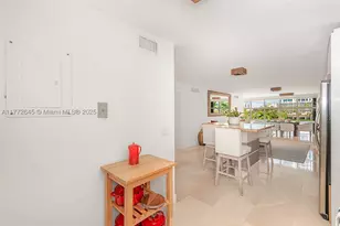 6423 Collins, Miami Beach, FL 33141 - Photo 17