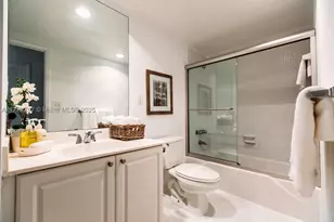 19370 Collins, Sunny Isles Beach, FL 33160 - Photo 15