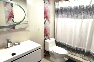 427 Golden Isles, Hallandale, FL 33009 - Photo 29