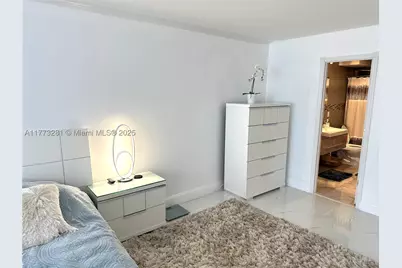 427 Golden Isles #5G, Hallandale, FL 33009 - Photo 19