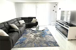 427 Golden Isles, Hallandale, FL 33009 - Photo 11
