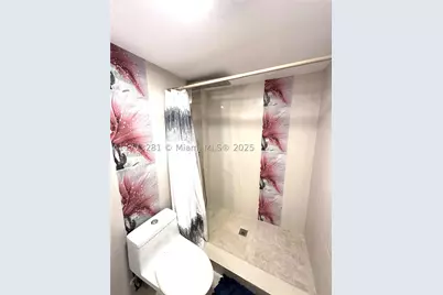 427 Golden Isles #5G, Hallandale, FL 33009 - Photo 31