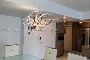427 Golden Isles, Hallandale, FL 33009 - Photo 7