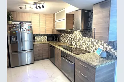 427 Golden Isles #5G, Hallandale, FL 33009 - Photo 5