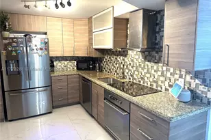 427 Golden Isles, Hallandale, FL 33009 - Photo 5