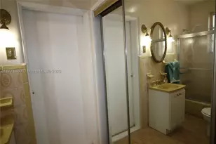 870 NW 14th, Miami, FL 33125 - Photo 29