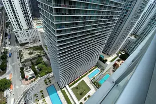 79 SW 12, Miami, FL 33130 - Photo 1