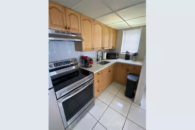 3210 Canal #8, Pompano Beach, FL 33062 - Photo 3