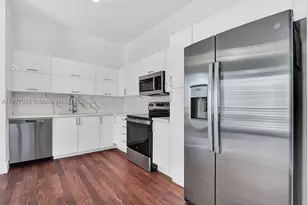 234 NE 3rd, Miami, FL 33132 - Photo 3