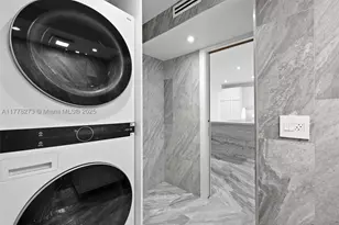 1658 Bay, Miami Beach, FL 33139 - Photo 7