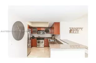 16699 Collins, Sunny Isles Beach, FL 33160 - Photo 11
