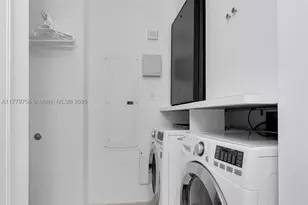 1425 Brickell, Miami, FL 33131 - Photo 25