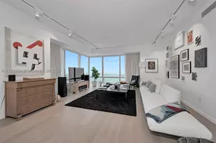 1425 Brickell, Miami, FL 33131 - Photo 7