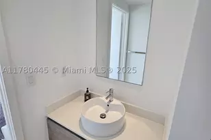 121 NE 34, Miami, FL 33137 - Photo 17