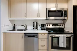 2951 S Bayshore, Miami, FL 33133 - Photo 3