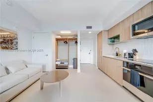 601 NE 1st, Miami, FL 33132 - Photo 11