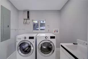 1114 SW 13th, Miami, FL 33135 - Photo 15