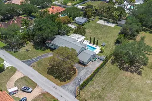 8350 SW 98 Th, Miami, FL 33156 - Photo 3
