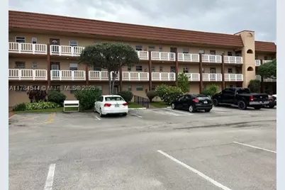 9350 Sunrise Lakes #109, Sunrise, FL 33322 - Photo 13