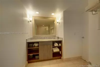 2670 E Sunrise #623, Fort Lauderdale, FL 33304 - Photo 5